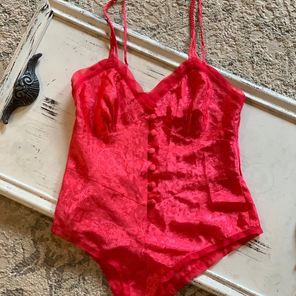 Victoria’s Secret Nightie 💕 - Picture 2 of 8